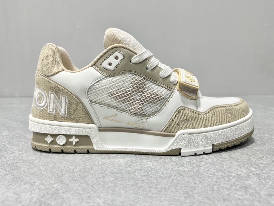 大人気 ！待望の新作が遂に登場！louis vuitton trainer lvトレイナーライン スニーカー