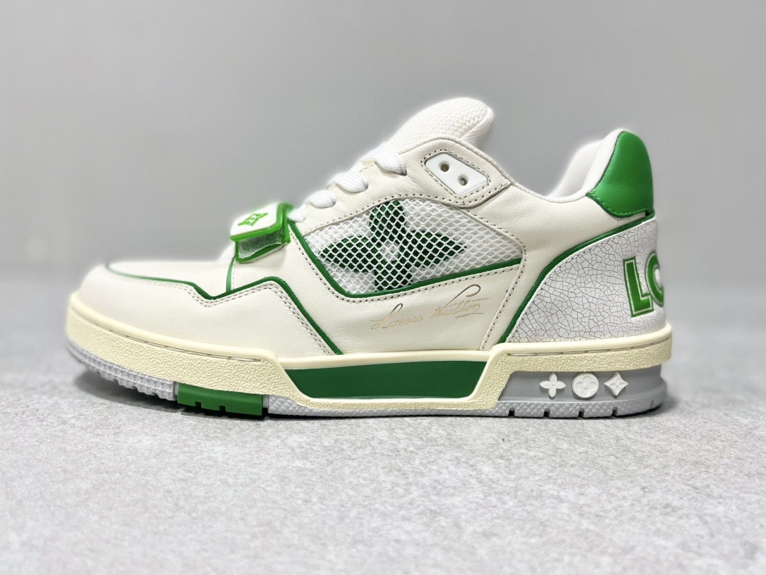 大人気 ！待望の新作が遂に登場！louis vuitton trainer lvトレイナーライン スニーカー