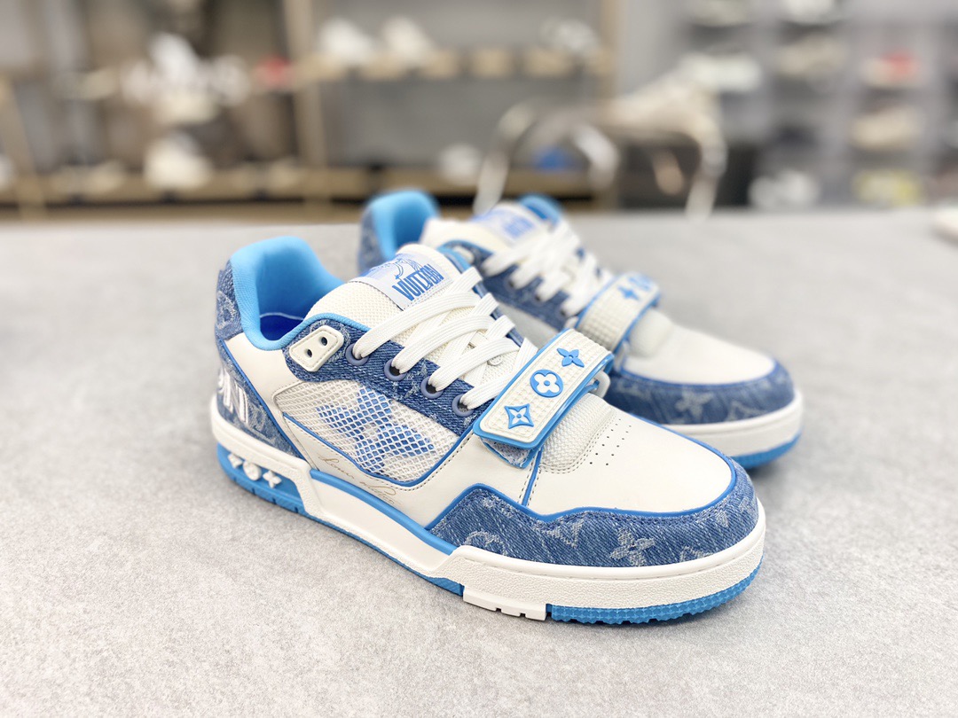 大人気 ！待望の新作が遂に登場！louis vuitton trainer lvトレイナーライン スニーカー