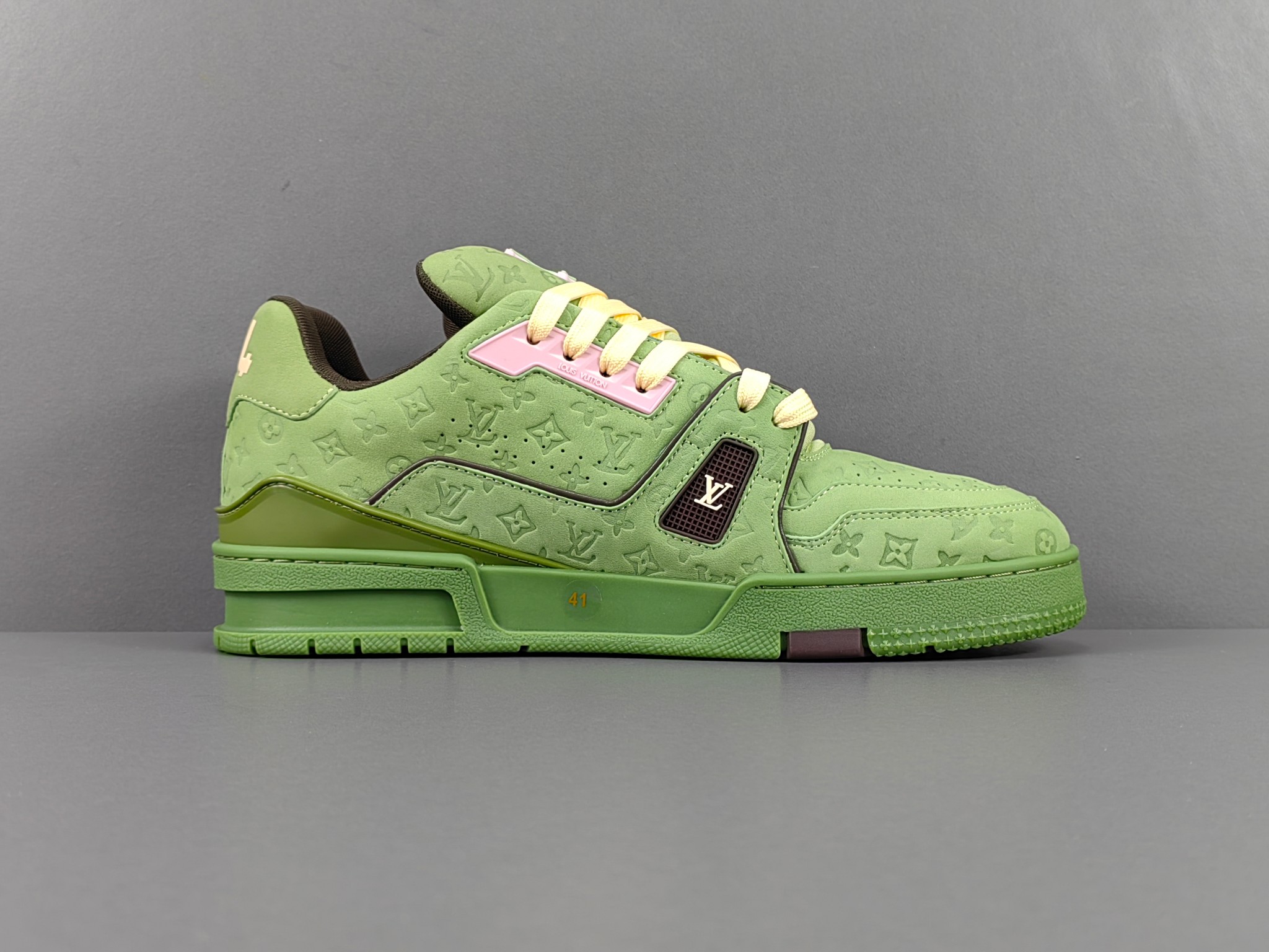 louis vuitton skate シリーズ 24ss の新作トレーナースニーカー スケートシューズ カップル用 1