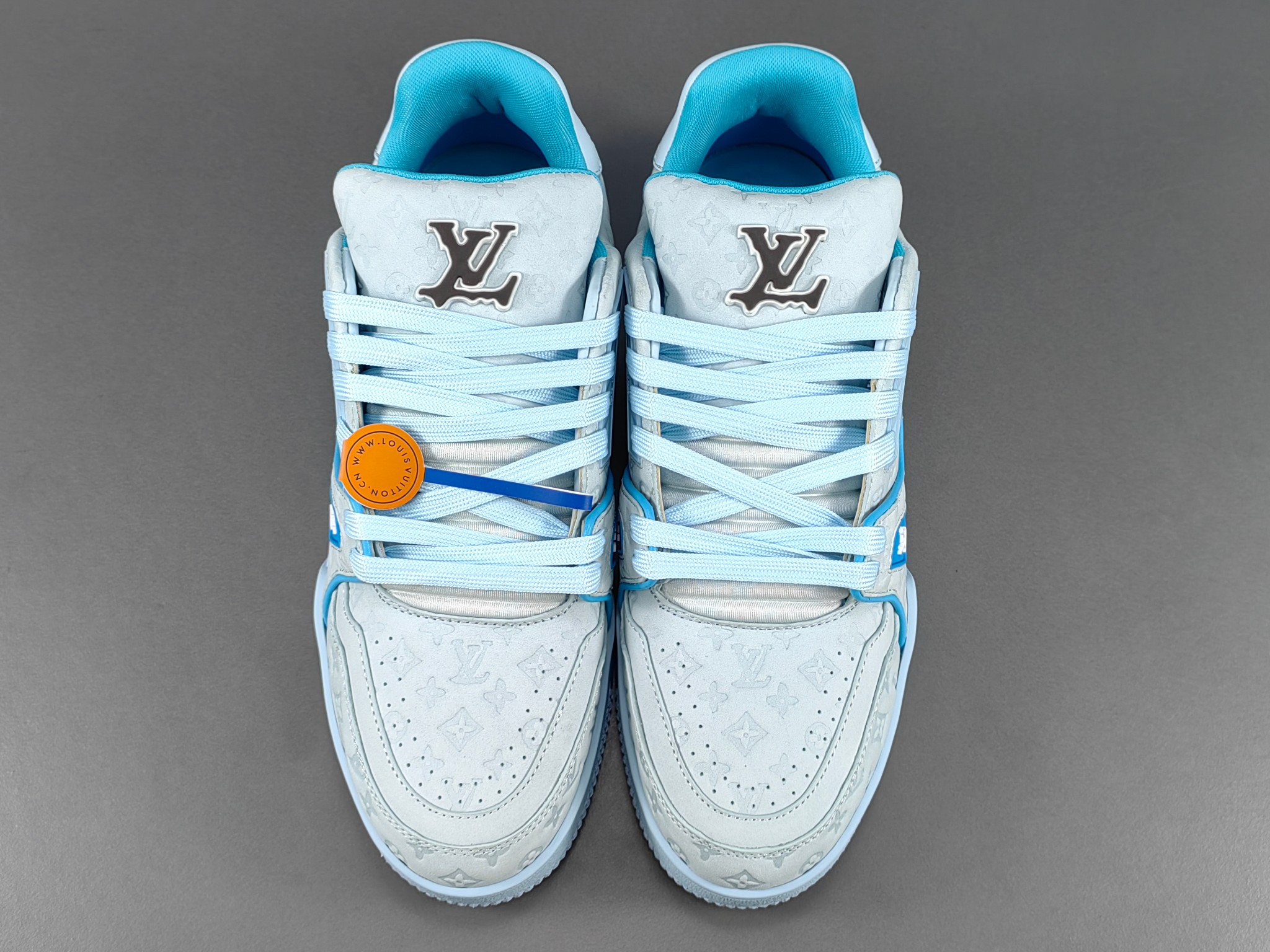 louis vuitton skate シリーズ 24ss の新作トレーナースニーカー スケートシューズ カップル用 1