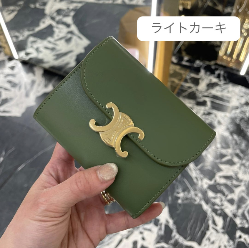 CELINE スモール トリオンフ フラップウォレット