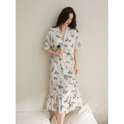 Short-sleeve silk ice pajamas with butterfly pattern