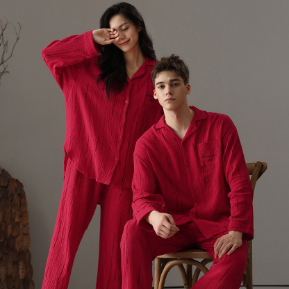 Couple's double-layer gauze festive wedding or birth year homewear set with chest padding