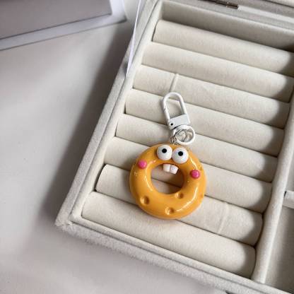 Adorable Resin Doll Keychain with Big Mouth for Car Hanging Decoration Student Couple Book Bag Accessory Bag Charm