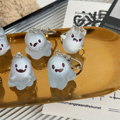 Creative Cute Luminous Ghost Keychain Funny Three-dimensional Halloween Doll Bag Pendant Ins Accessories