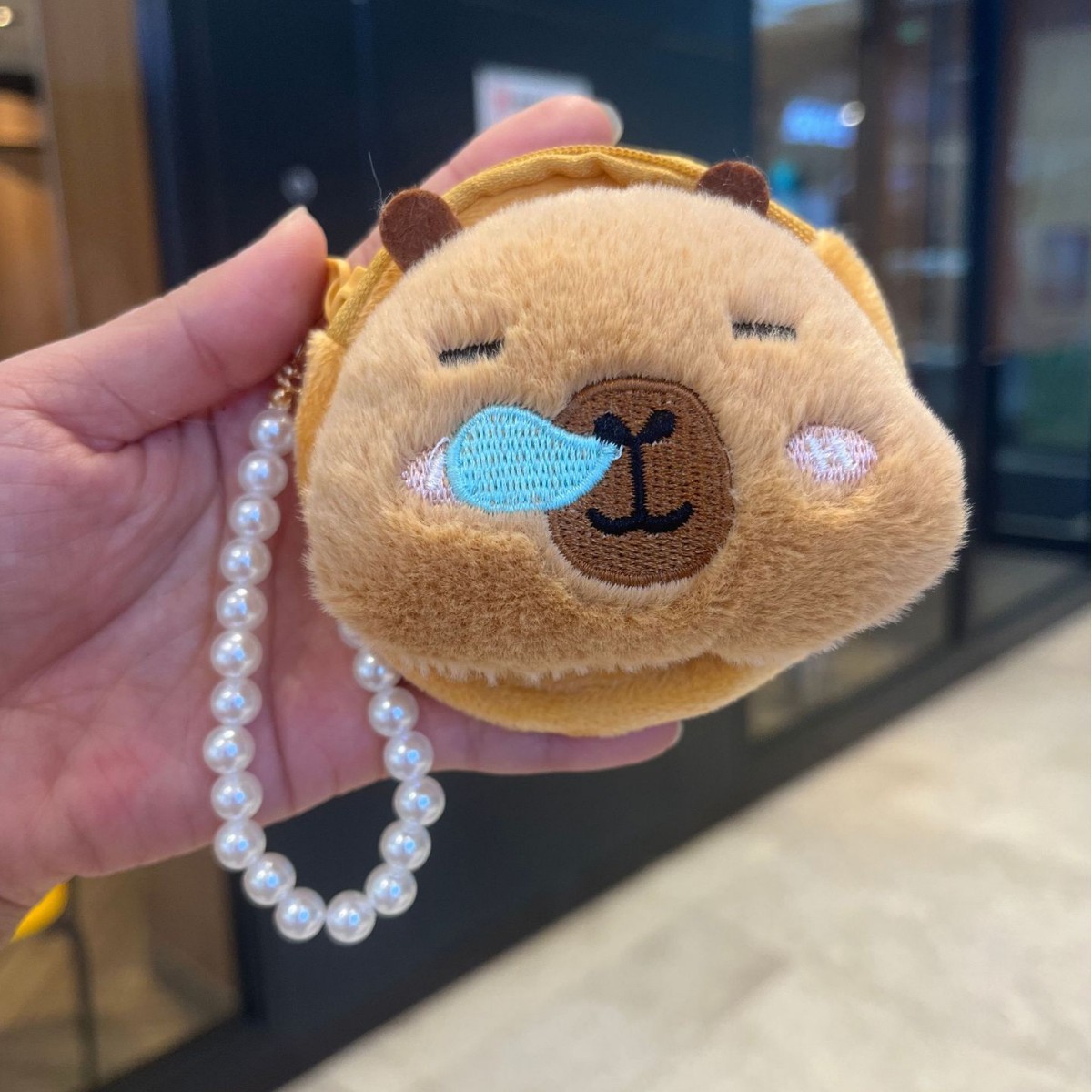 New Kapi Barra Plush Coin Purse Women's Mini Pearl Small Bag Cute Keychain Pendant Portable Headset Collar