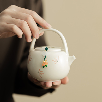 蘭花風鈴-提梁壺