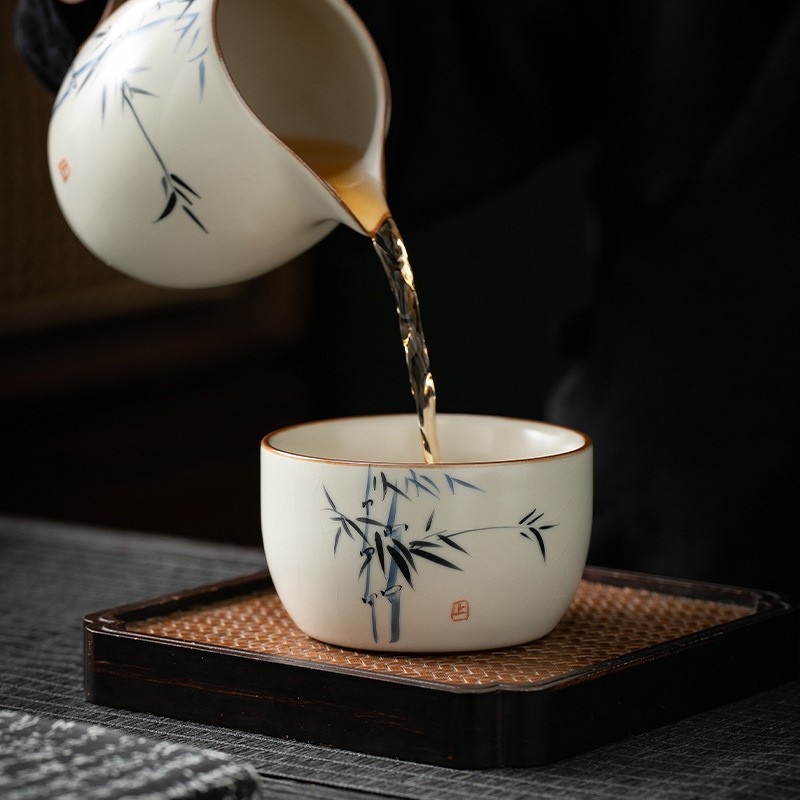 米黃汝窯手繪竹影-直邊杯