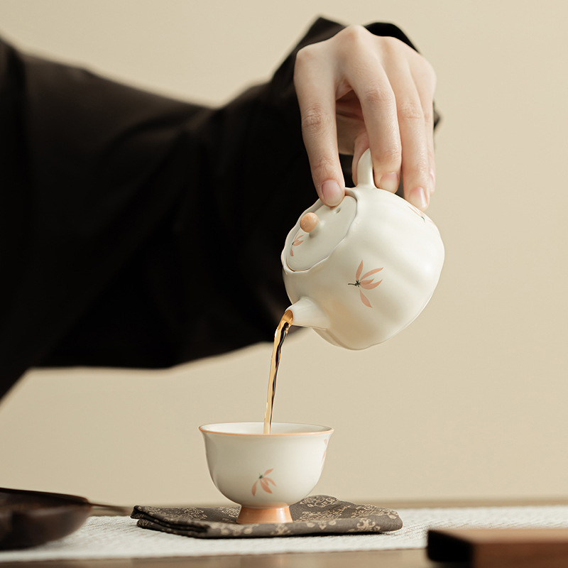 蘭花風鈴-花口壺