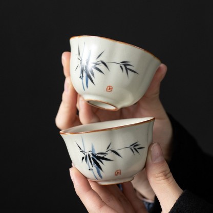 米黃汝窯手繪竹影-葵口杯