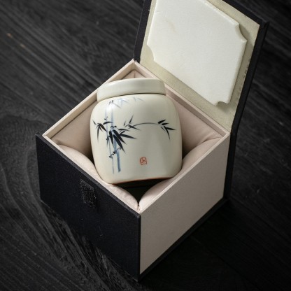 米黄汝窑手绘竹影-茶葉罐