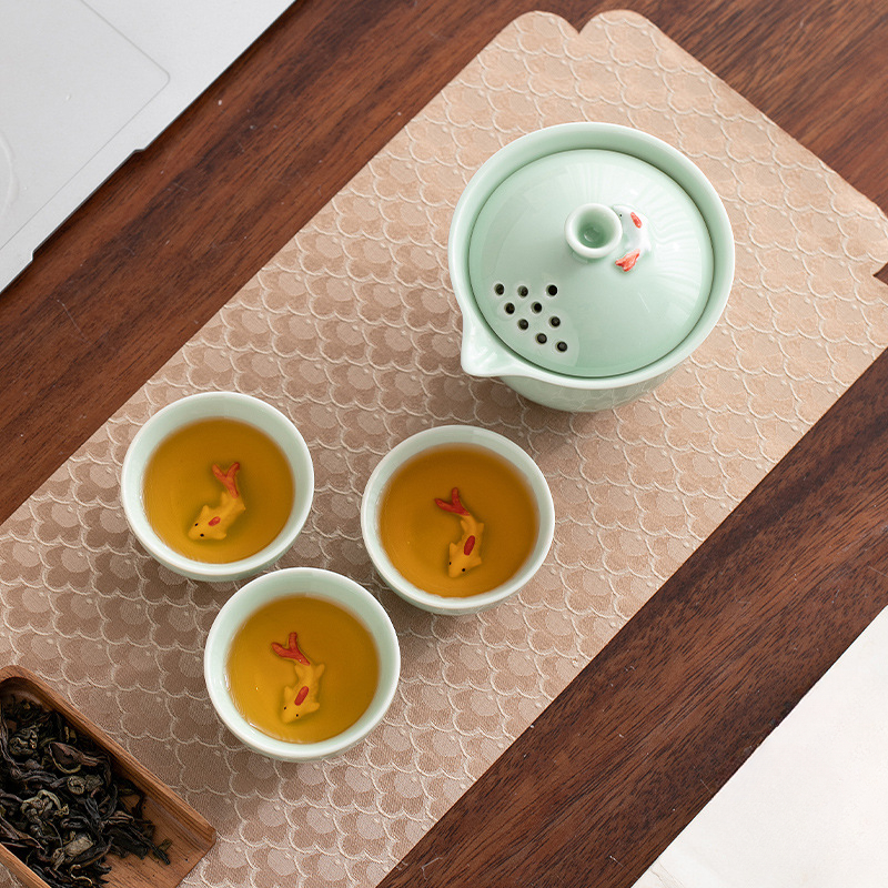 青瓷錦鯉旅行茶具