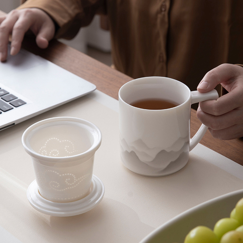 羊脂玉水墨辦公杯