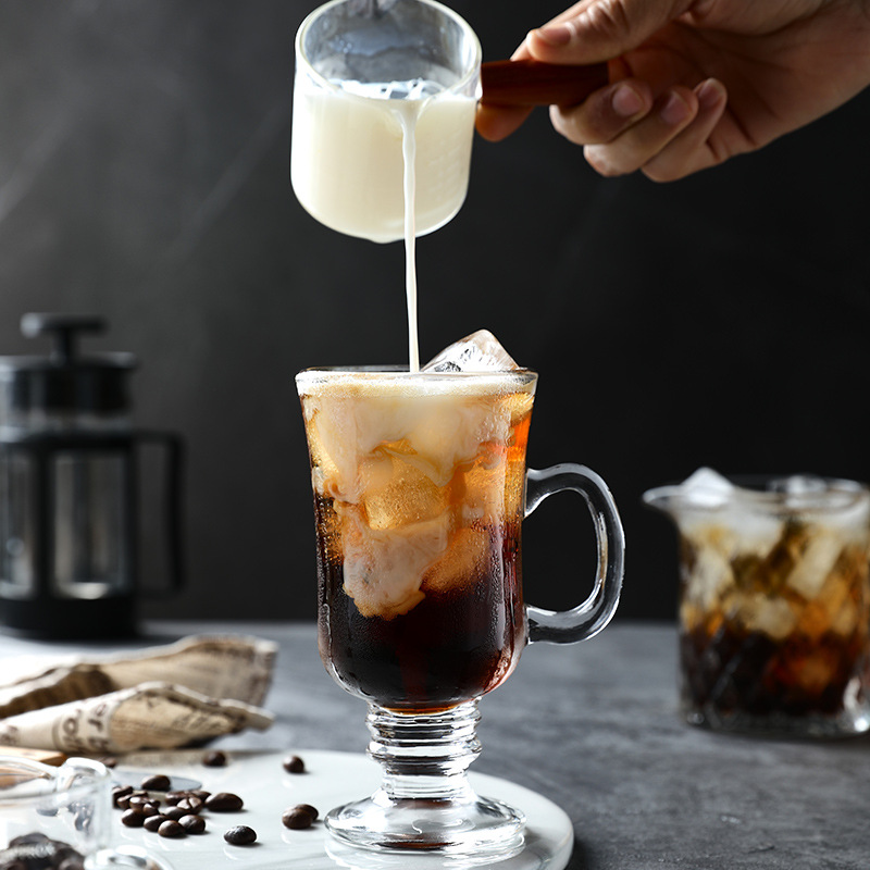 高腳浮雕玻璃杯