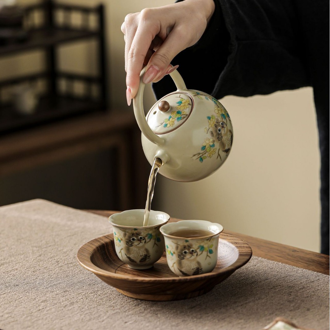 汝窯萌貓瓷把提梁壺