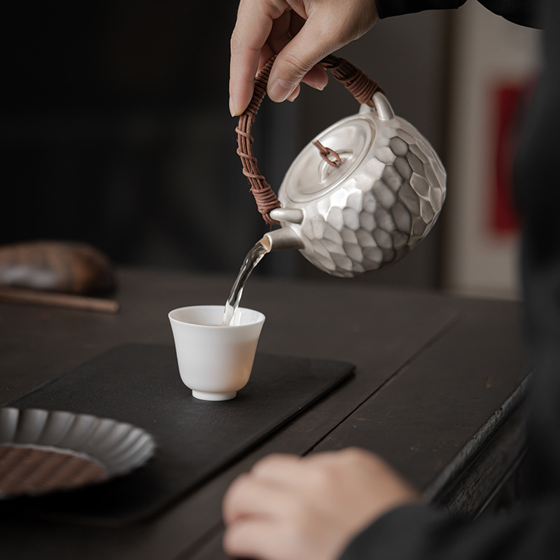 日式手工鎏銀錘紋提梁壺