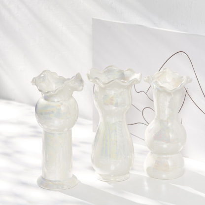 輕奢珍珠白陶瓷花瓶