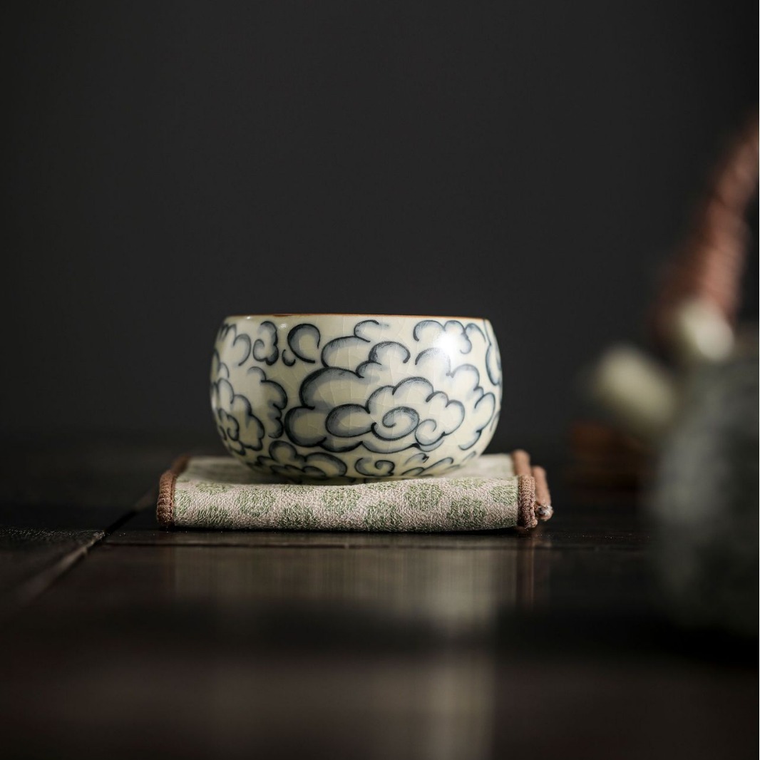 汝窯祥雲紋羅漢杯品茗杯