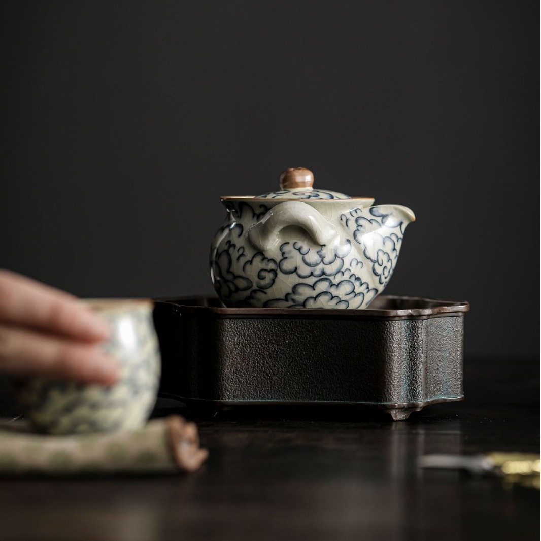 汝窯祥雲手抓壺輕奢高檔汝瓷茶具