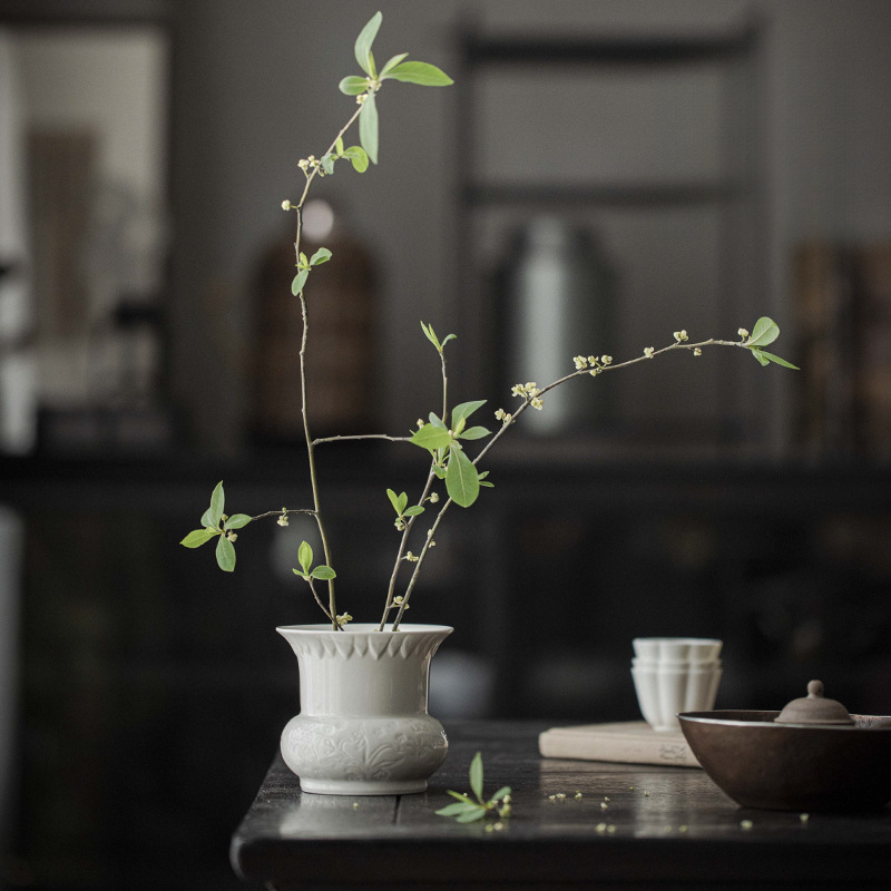 草木灰釉浮雕祥鹿建水