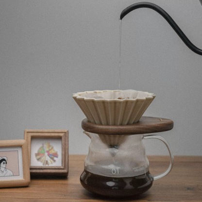 胡桃木櫸木拼色濾杯托v60