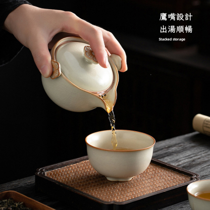 米黃桃花手抓壺