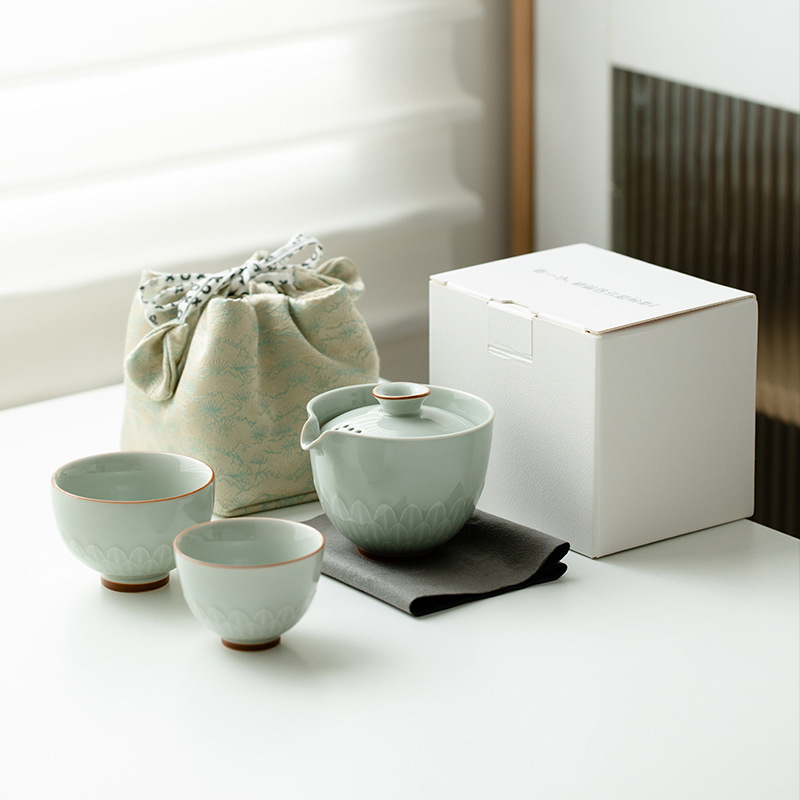 青瓷蓮瓣快客杯套裝