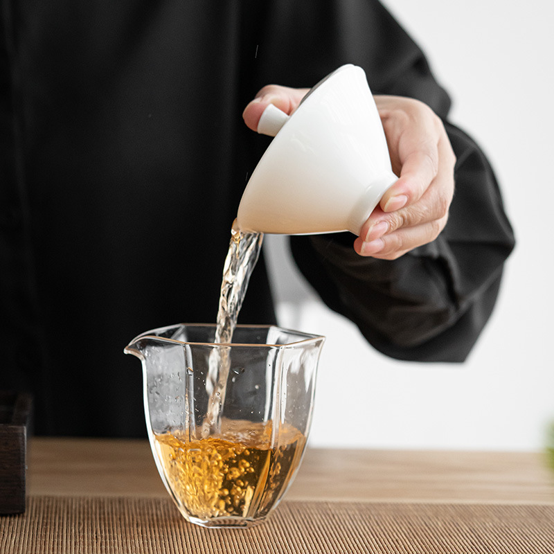 羊脂玉白瓷蓋碗