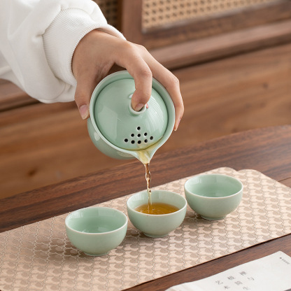 青瓷錦鯉旅行茶具
