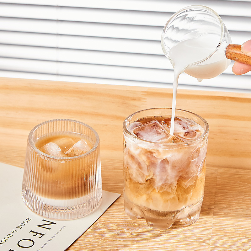 旋轉解壓不倒翁杯威士忌酒杯