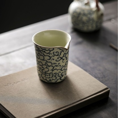 汝窯祥雲紋公道杯