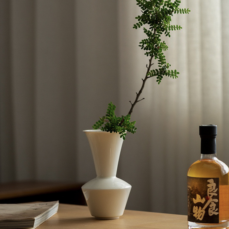 草木灰陶瓷花瓶