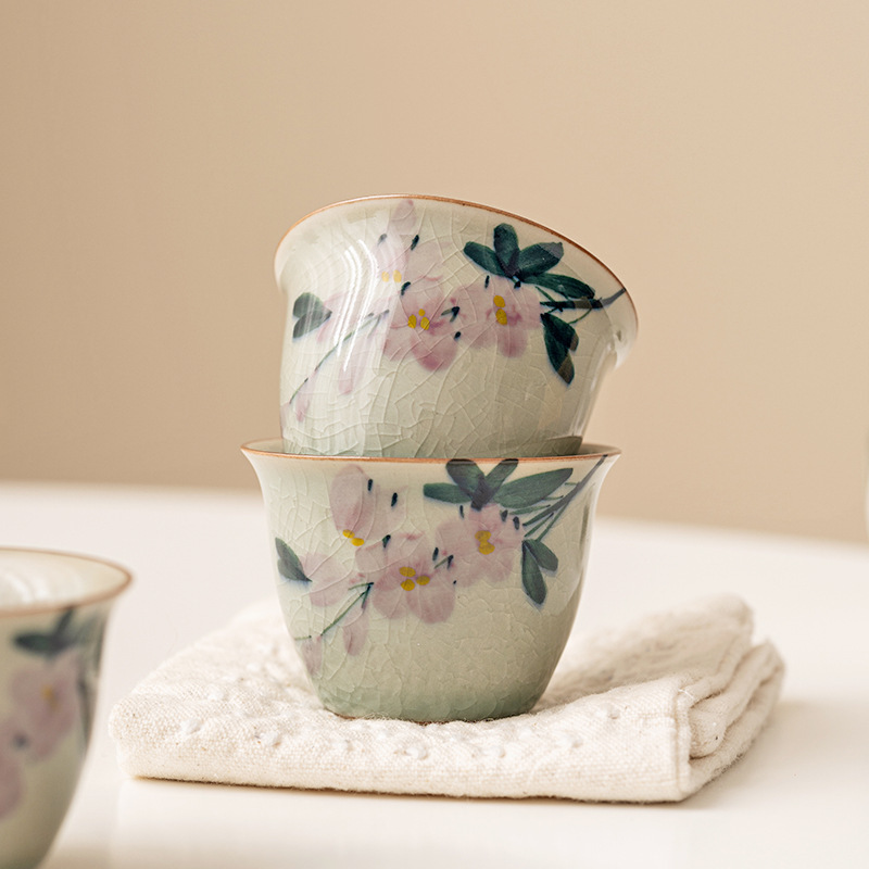 冰片釉純手繪玉蘭花品茗杯