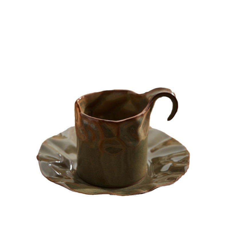 褶皺陶瓷咖啡杯