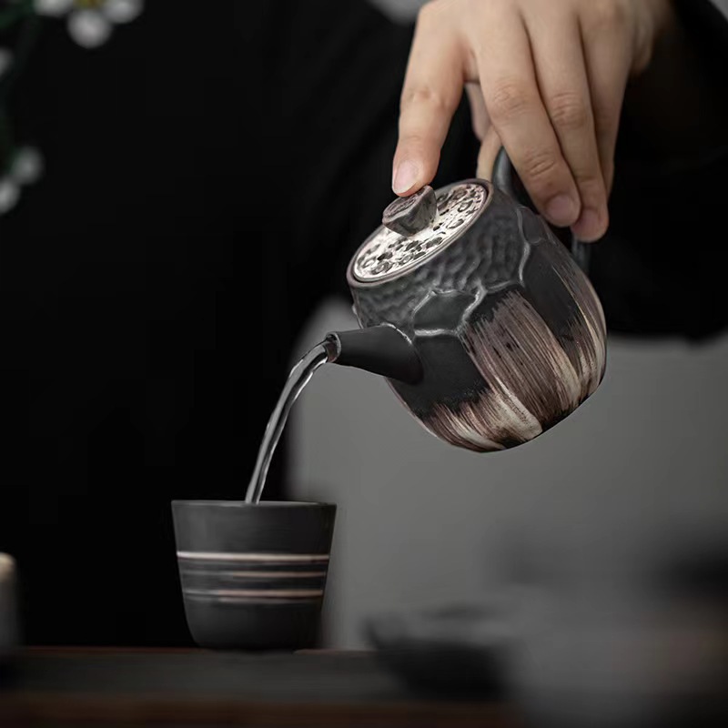 侘寂風手工浮雕正把壺