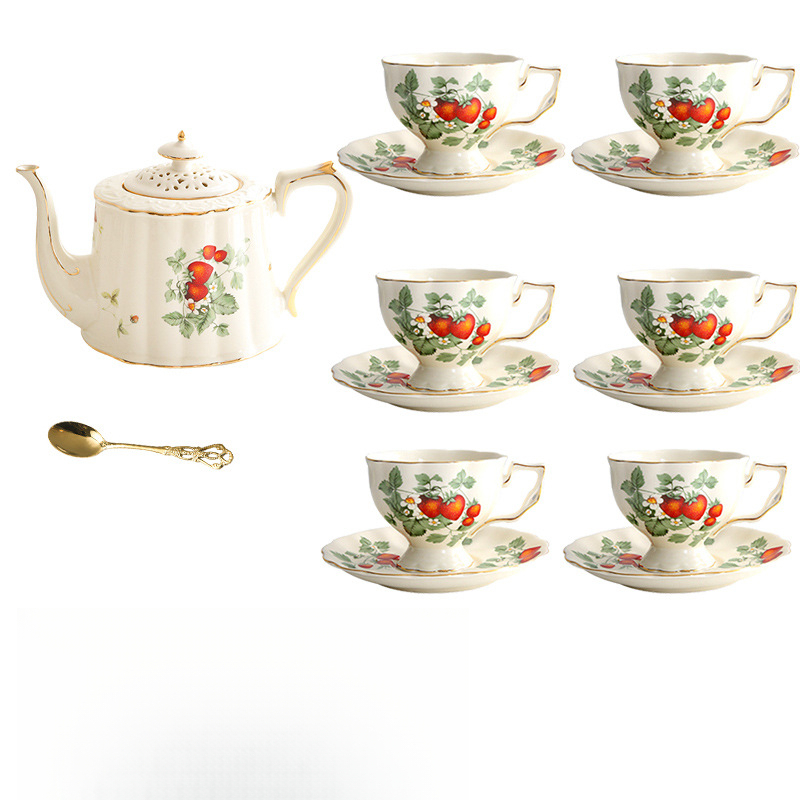 法式復古奶油色野草莓陶瓷咖啡杯碟