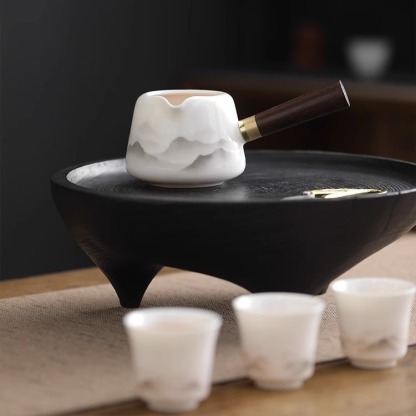 羊脂玉白側把公道杯