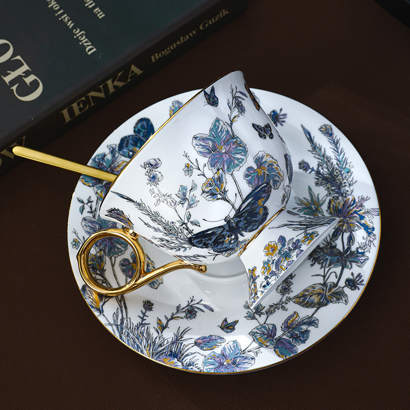 復古高腳設計歐式骨瓷咖啡杯碟套裝