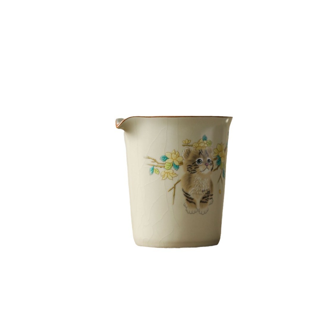 米黃汝窯萌貓公道杯