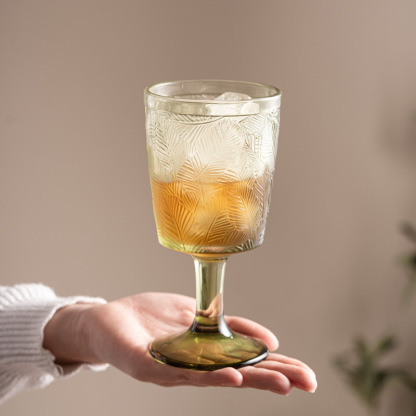 立體葉紋復古浮雕高腳杯