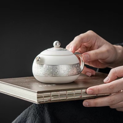 羊脂玉鎏銀百福西施壺主人杯