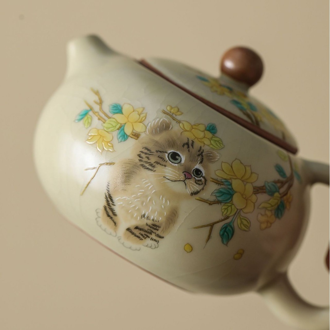 汝窯黃槐花萌貓西施壺