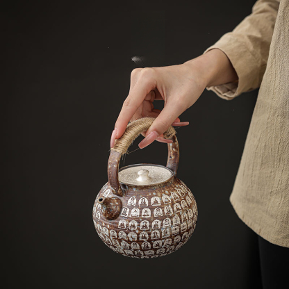 萬佛老岩泥鎏銀茶壺