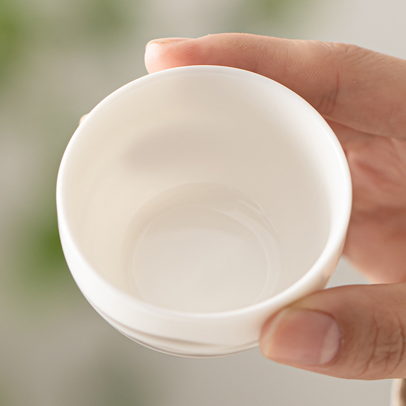 羊脂玉水墨遠山品茗杯