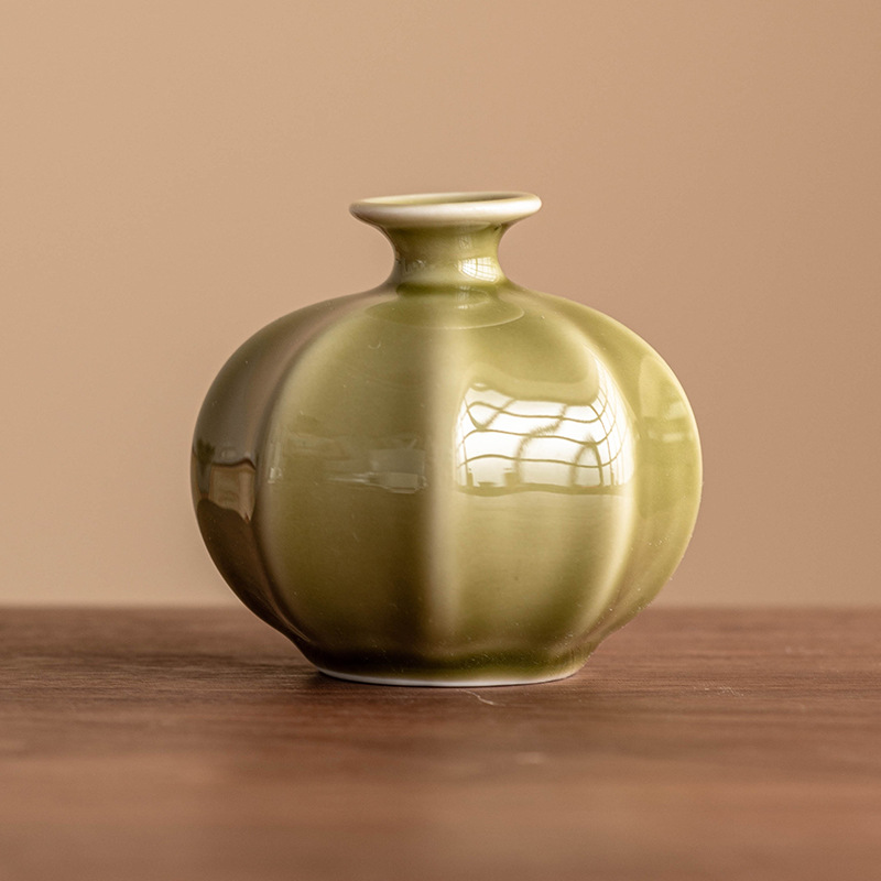 中国 小花瓶 青瓷茶末綠燈籠小花瓶-Zenartis