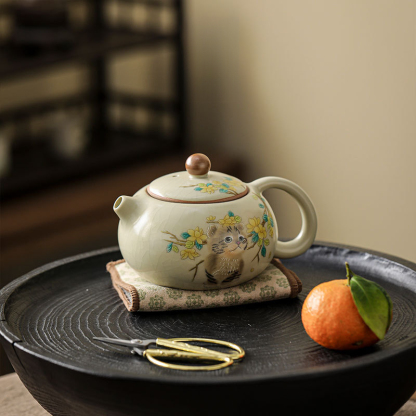 汝窯黃槐花萌貓西施壺