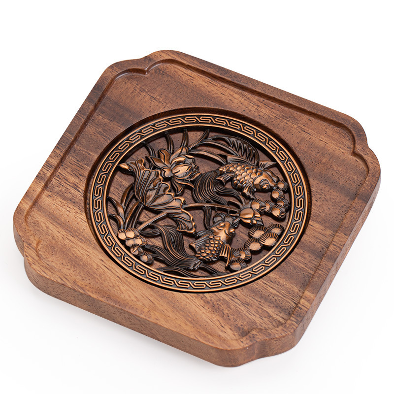 花邊蓮蓮有魚壺承