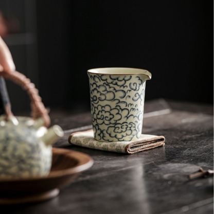 汝窯祥雲紋公道杯