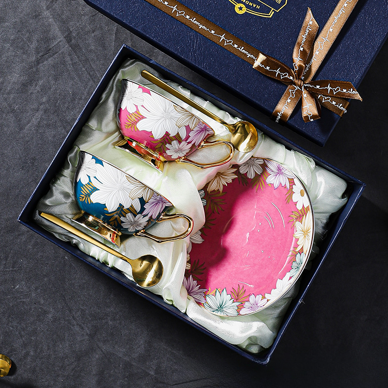 輕奢骨瓷杯碟套裝